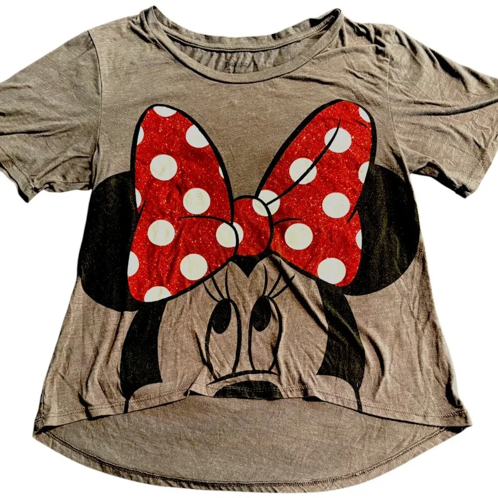 Disney Parks women's Minnie Mouse hi-low gray t-shirt w red sparkly bow sz M - Picture 2 of 7